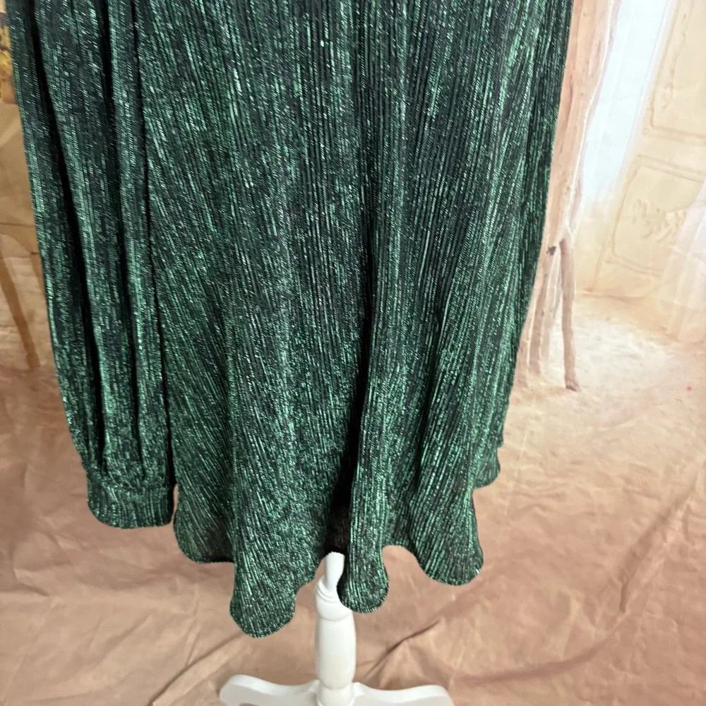 NEW Lane Bryant Women's Green Keyhole Fringe Top